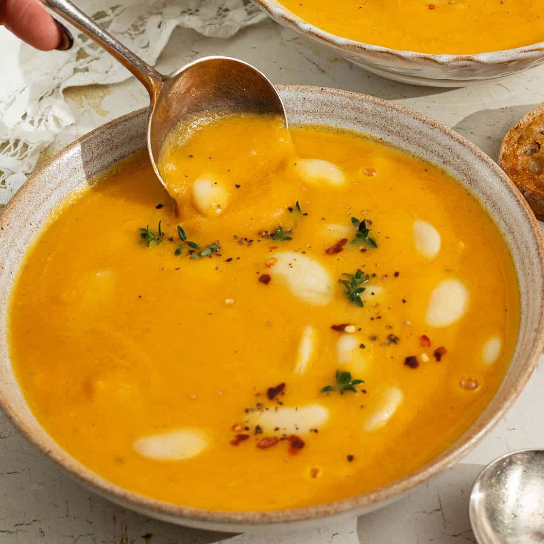 Spiced Carrot and Butter Bean Soup