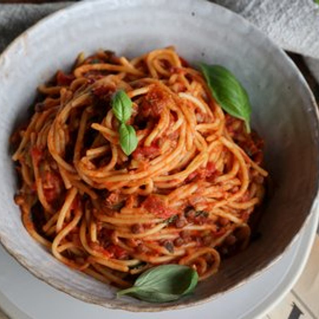 One-Pot Tomato Lentil Pasta