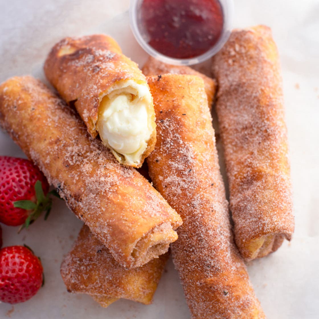 Deep-Fried Cheesecake (Cheesecake Chimichangas)