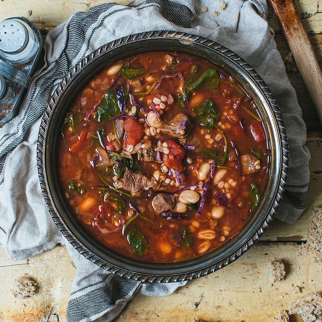 Soupe toscane au boeuf, aux légumes et à la bière rousse