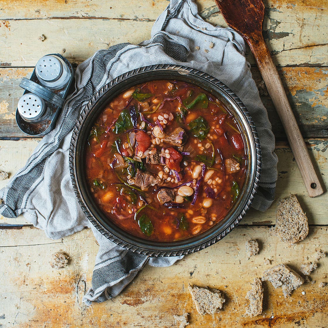 Soupe toscane au boeuf, aux légumes et à la bière rousse