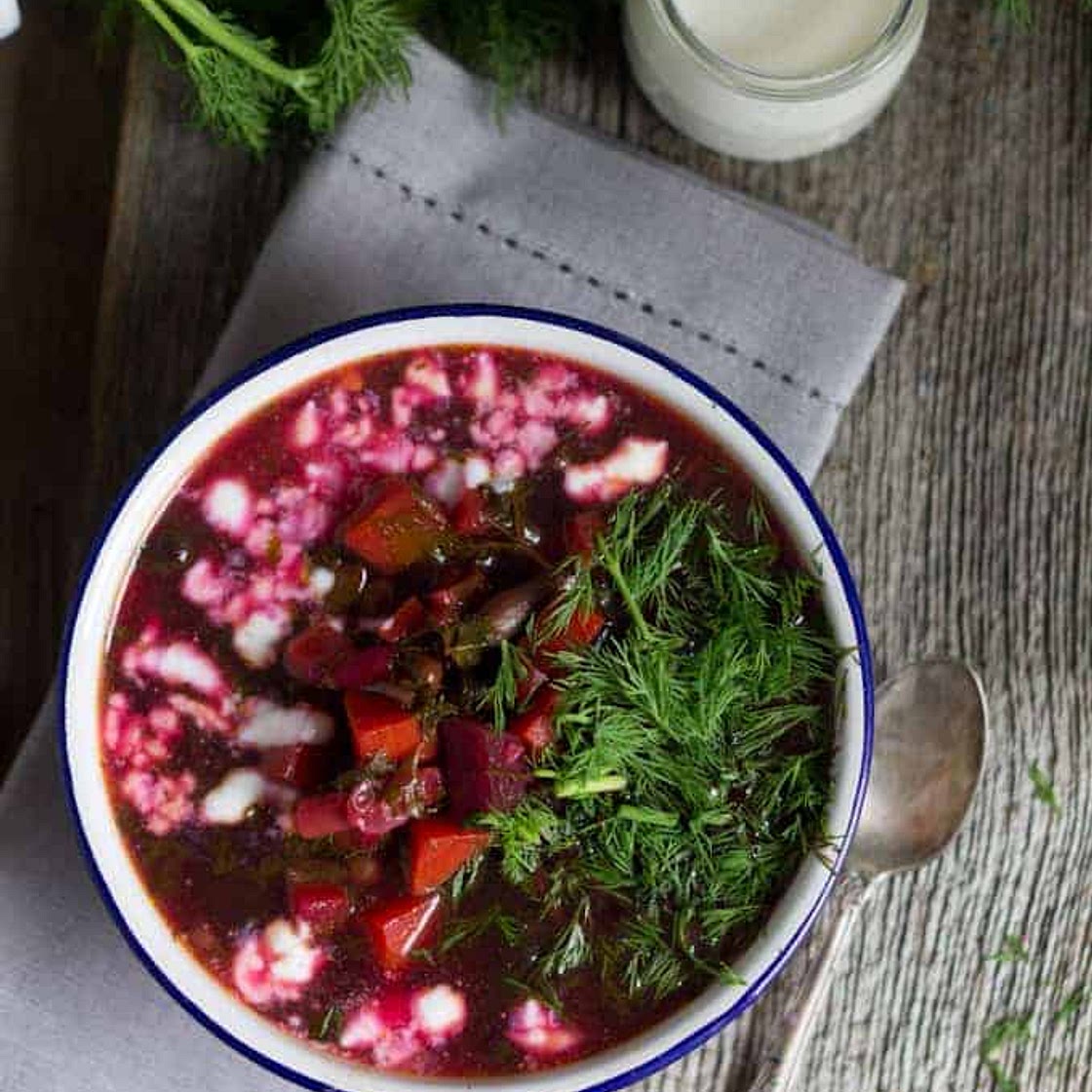 Vegetarian Ukrainian borscht