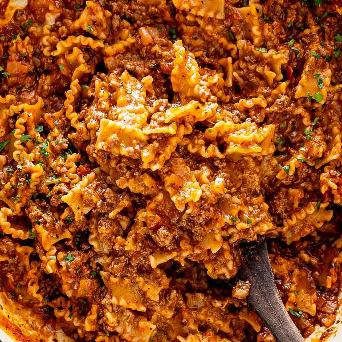 One Pot Hamburger Helper Lasagna