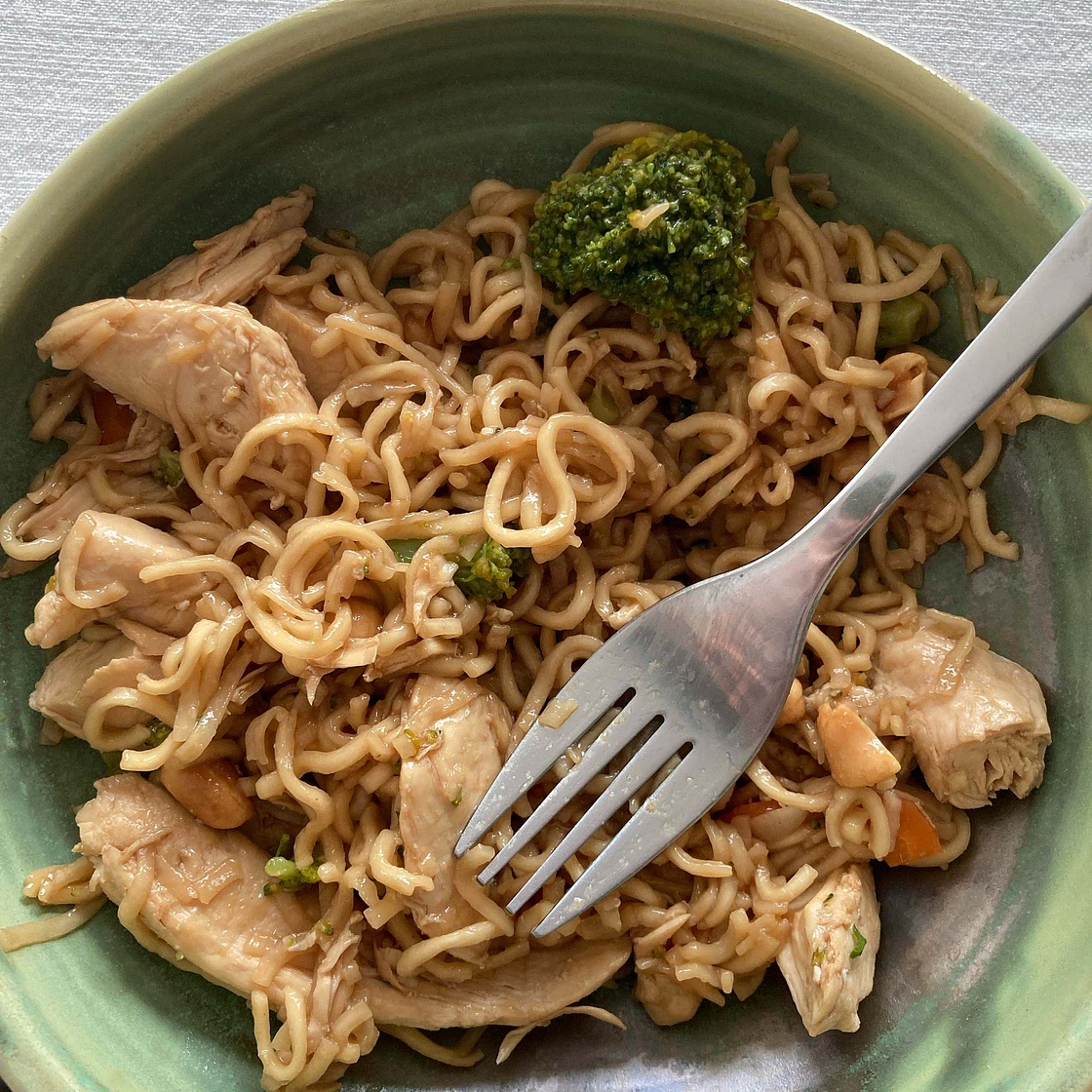 15-Minute Chicken Stir Fry Noodles