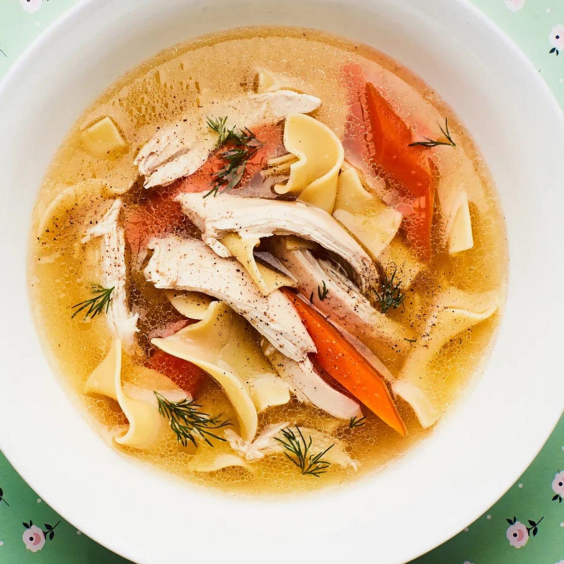 Chicken noodle soup (family meal)