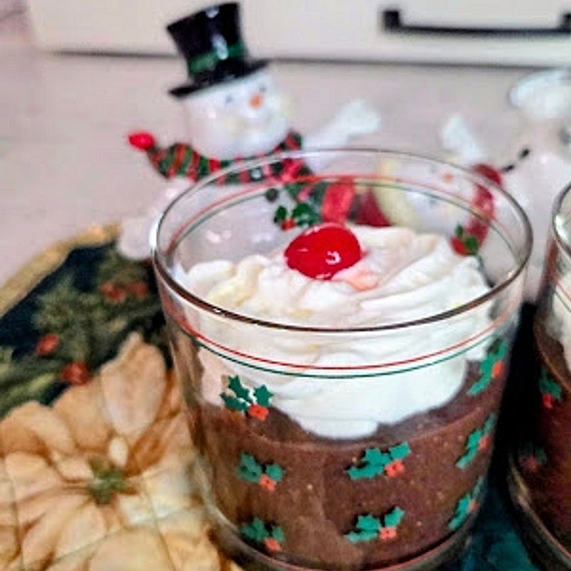 Chocolate Cherry Chia Pudding