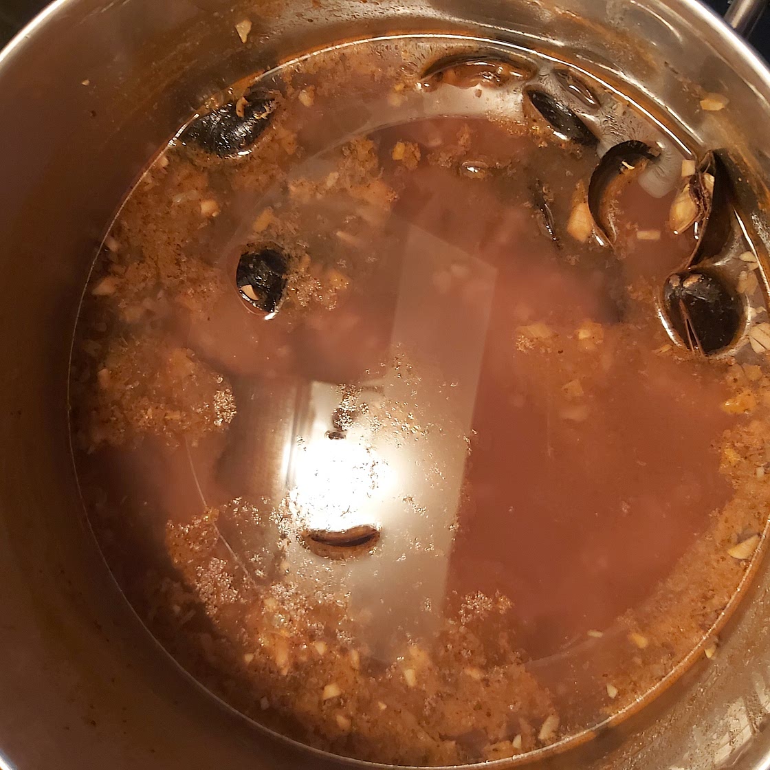 Mussles in tomato sauce