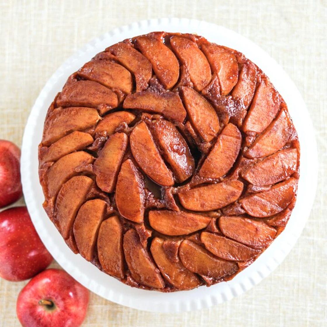 Old Fashioned Apple Upside Down Cake
