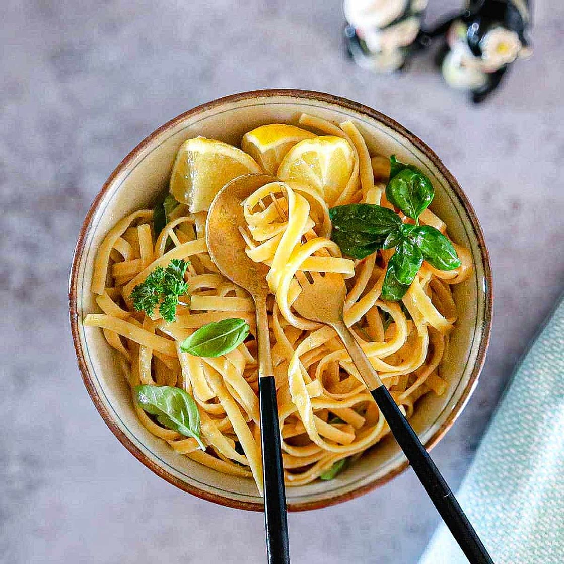 Lemon Garlic Pasta