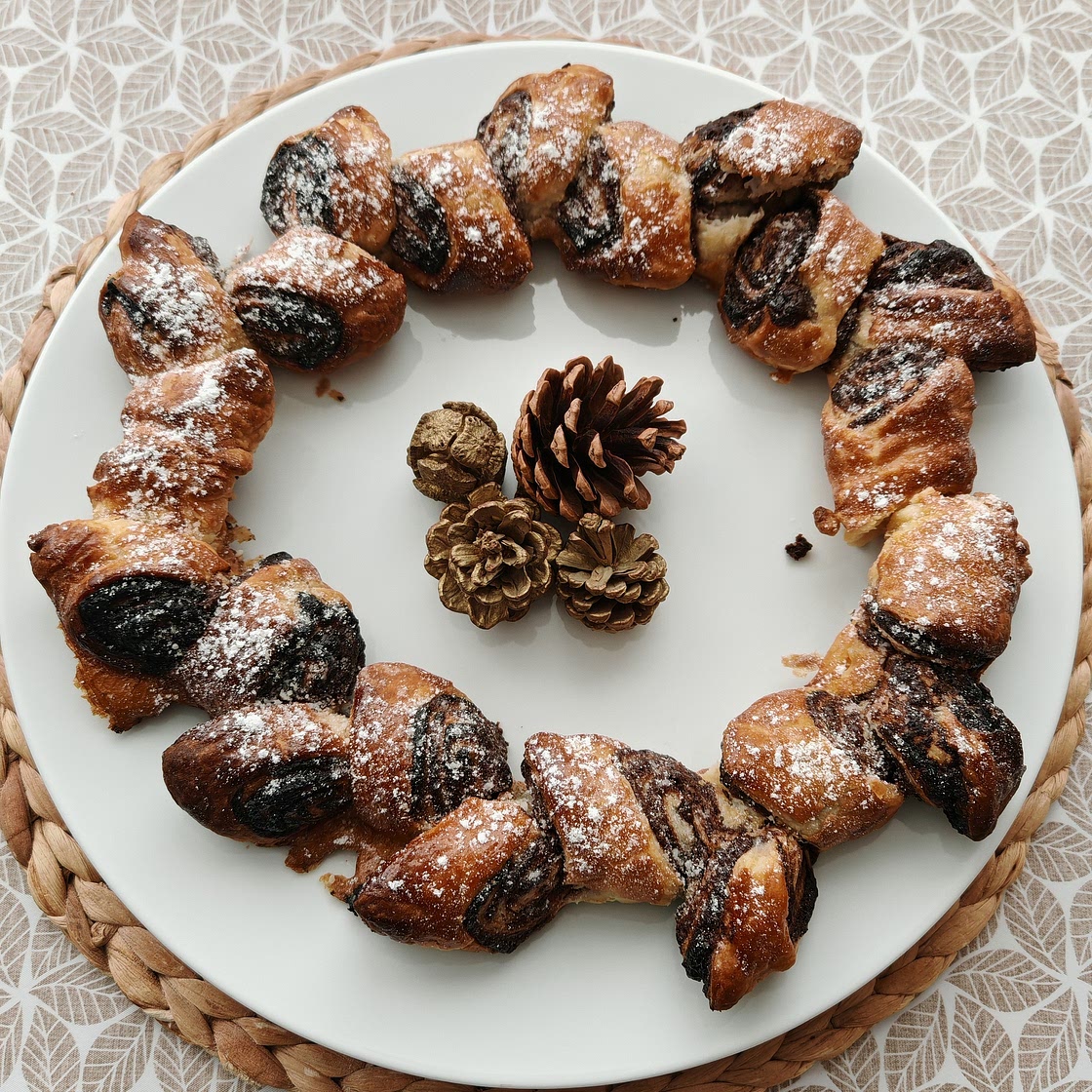 Corona de hojaldre y chocolate