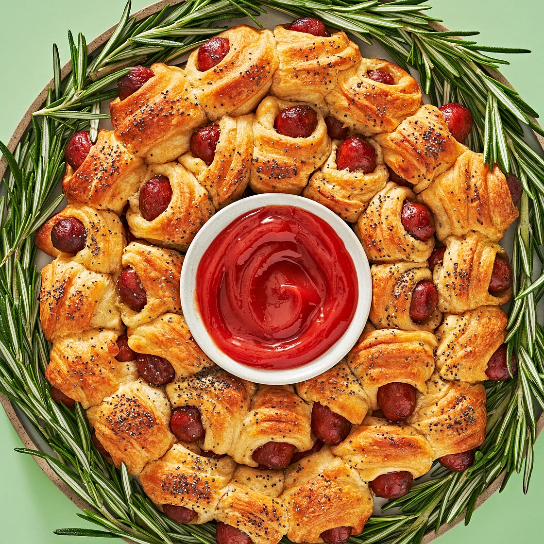 Pigs In A Blanket Wreath