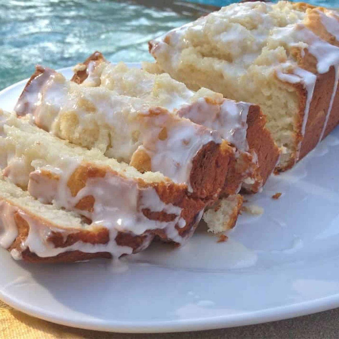 Moist Limoncello Cake with Limoncello Glaze