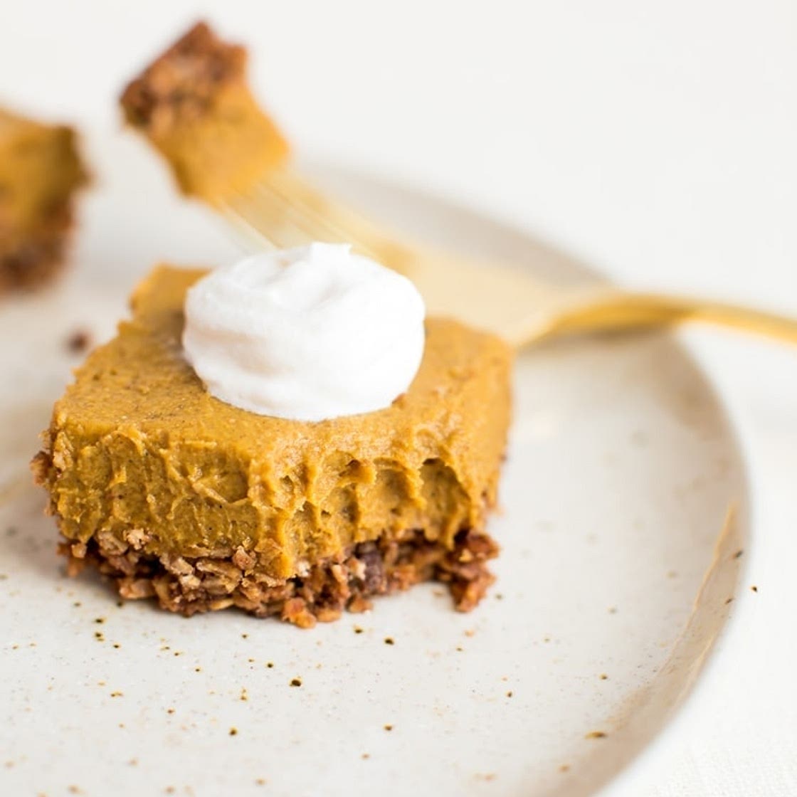 No Bake Pumpkin Pie Bars