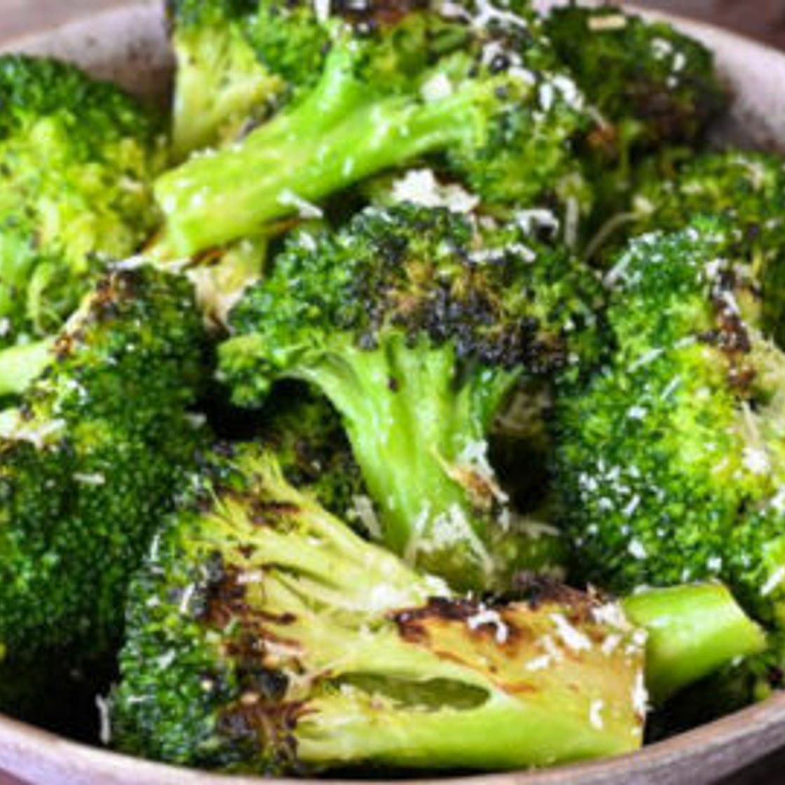 Garlicky Roasted Broccoli