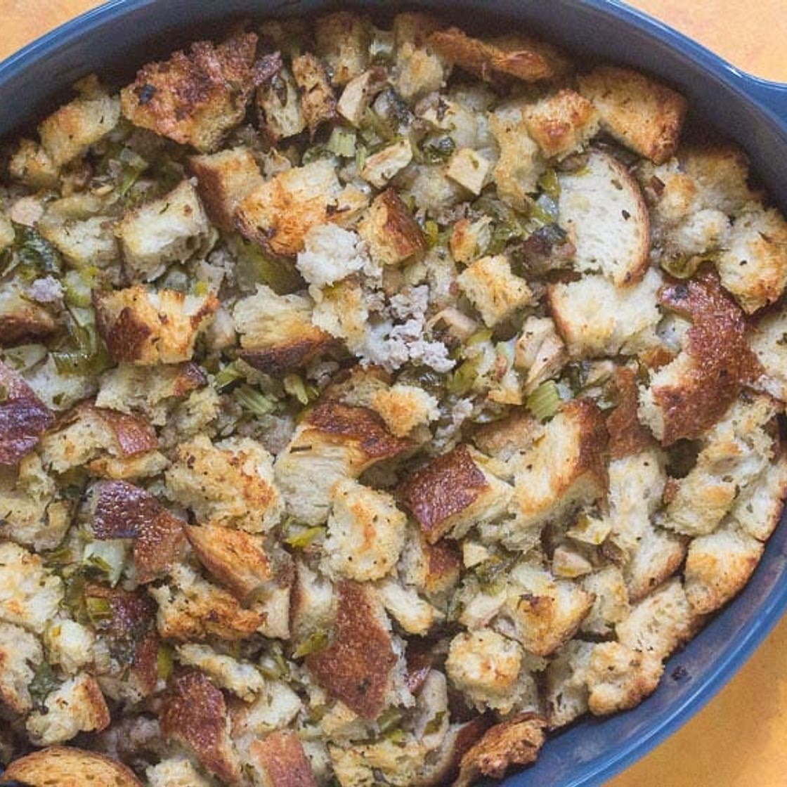Low FODMAP Sourdough Apple Stuffing with Sausage