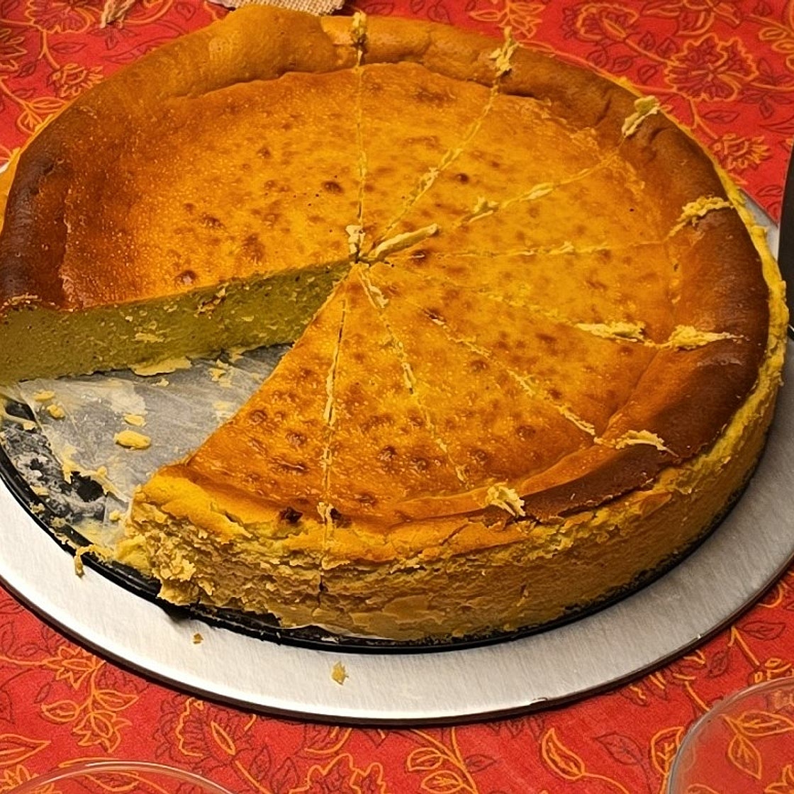 Pistachio cheesecake