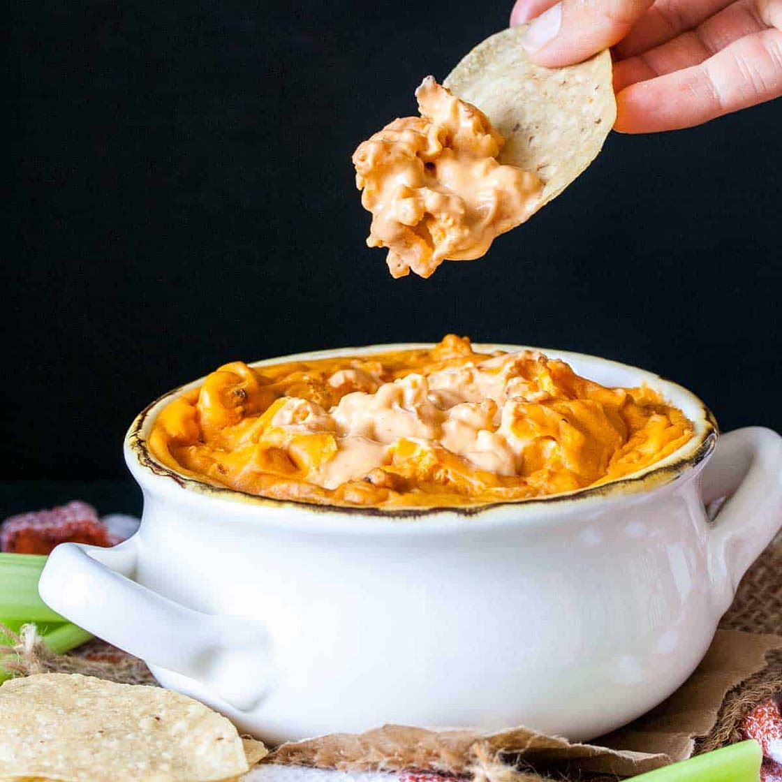 Vegan Buffalo Chicken Dip (Using Cauliflower)