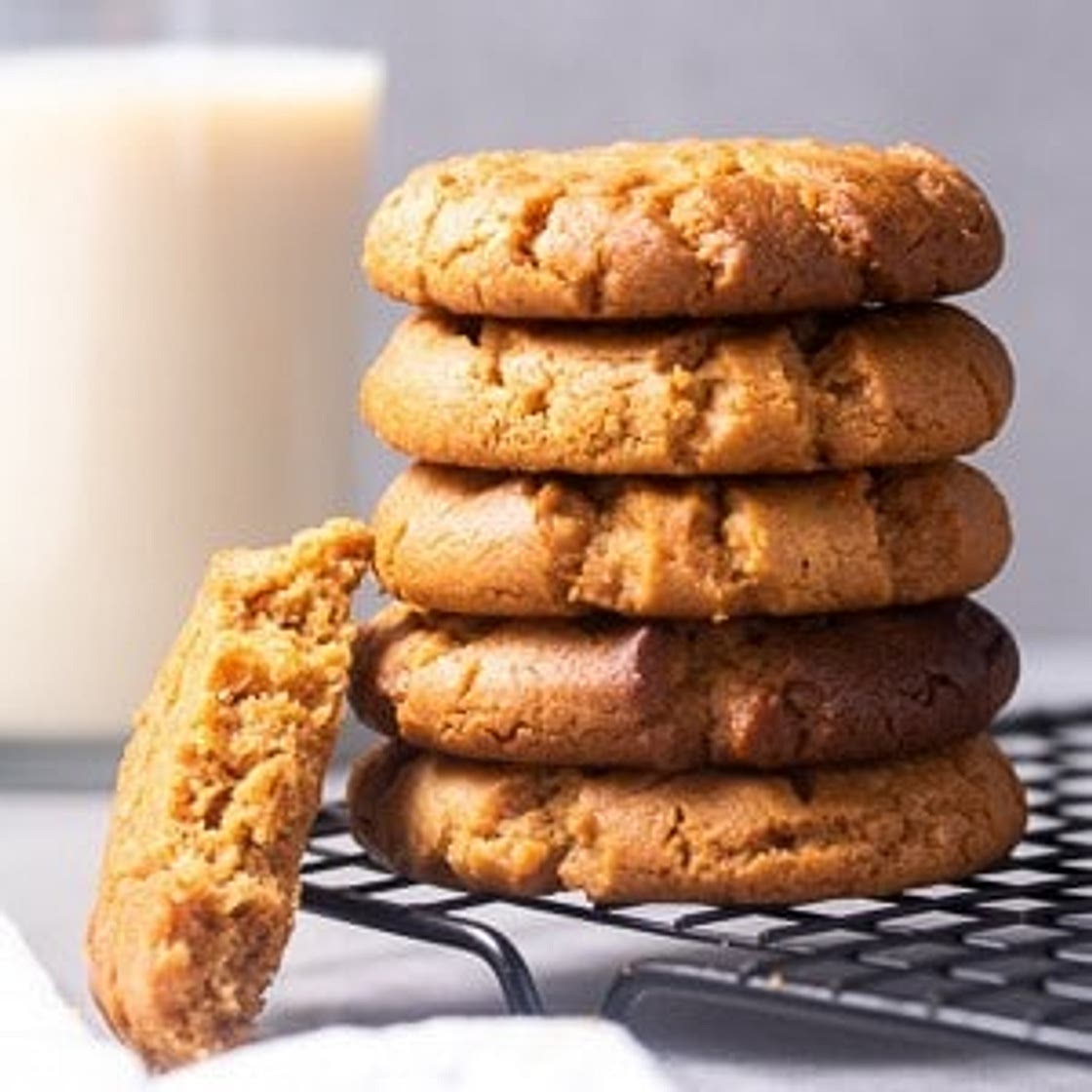Low-Carb Peanut Butter Cookies