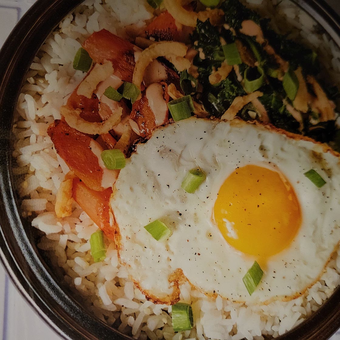 Korean-Style Kale and Carrot Bibimbap