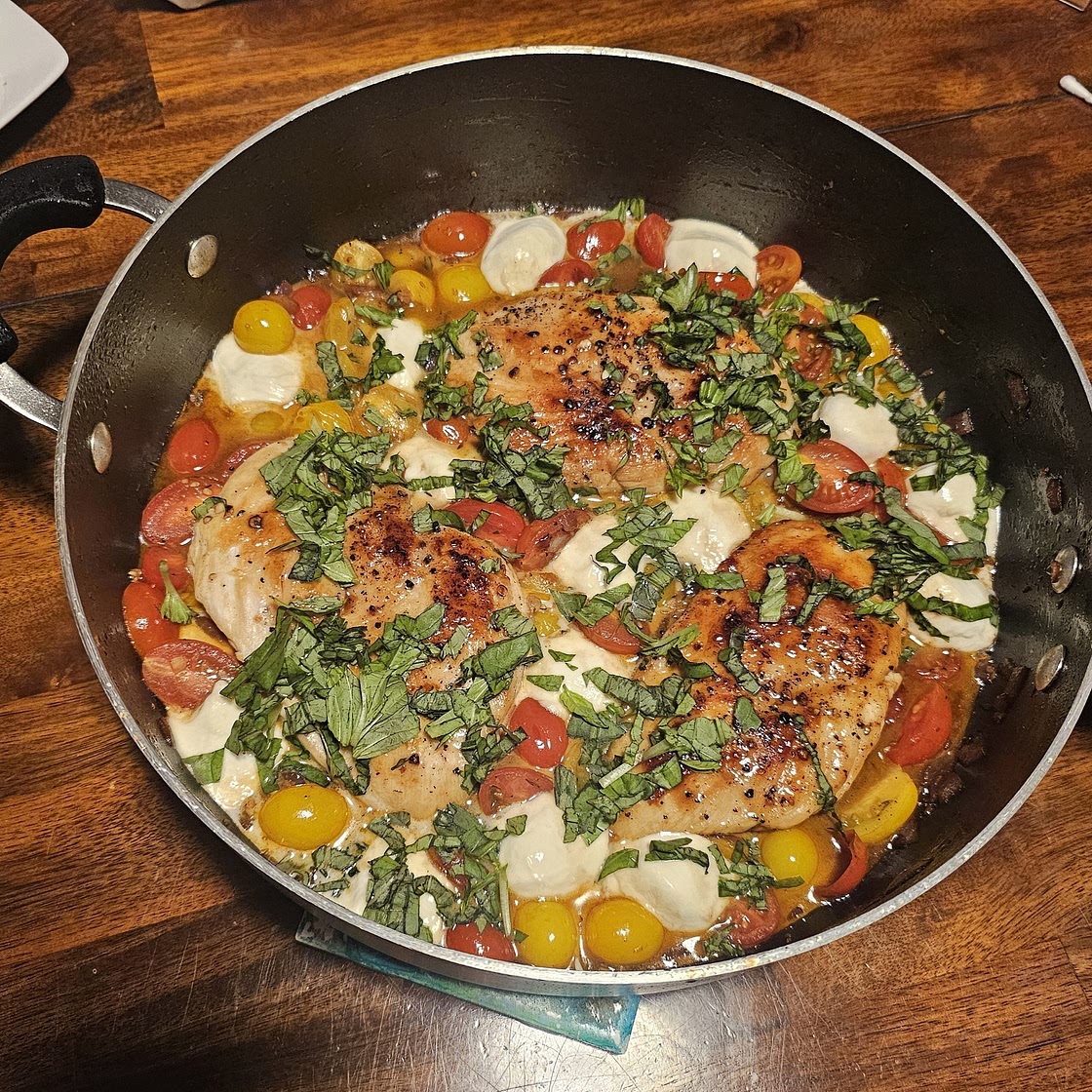 Caprese Chicken Skillet
