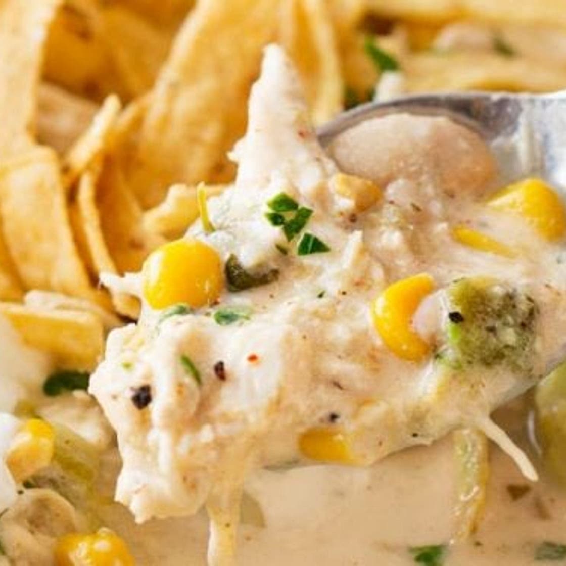 Creamy Crockpot White Chicken Chili