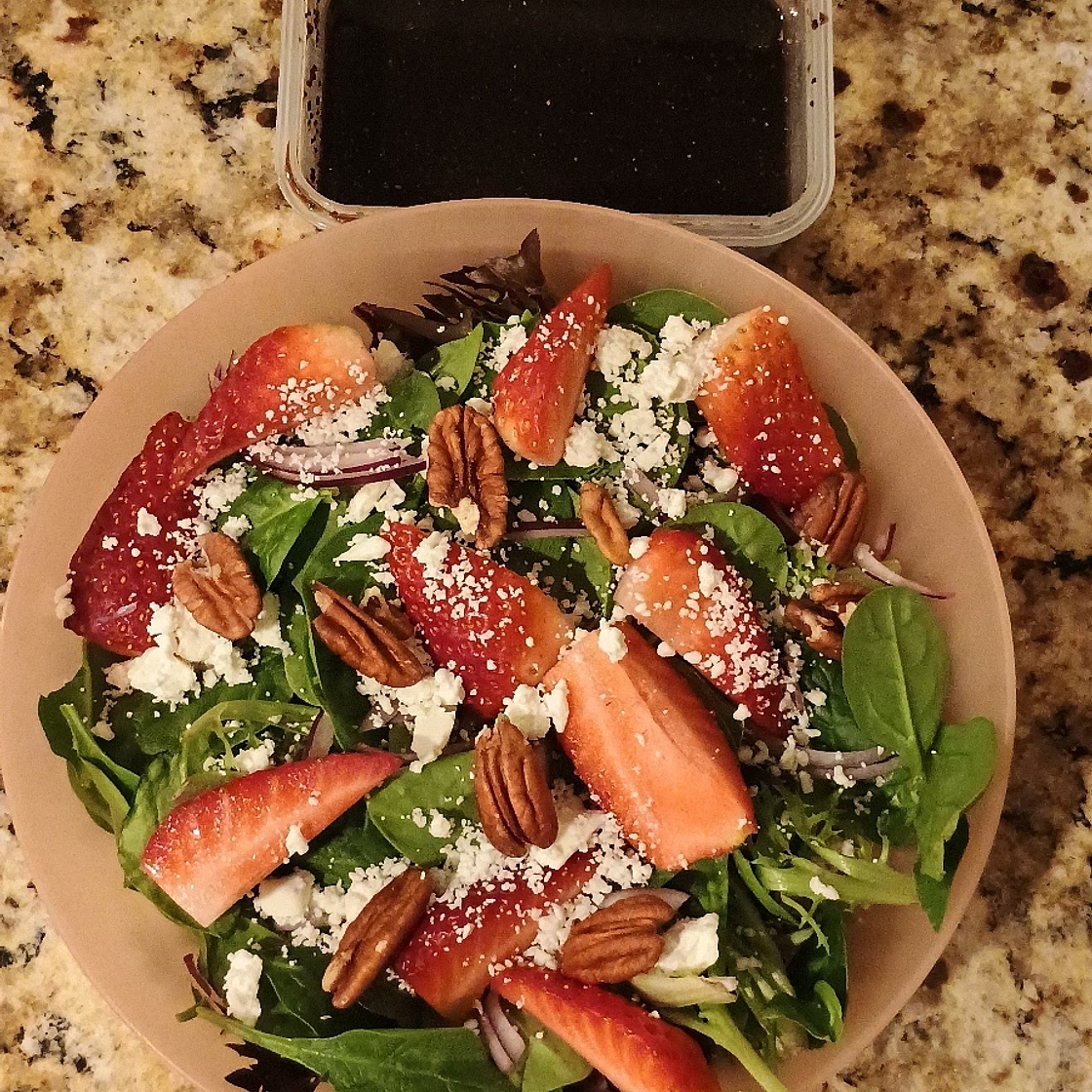 Spinach Strawberry Salad
