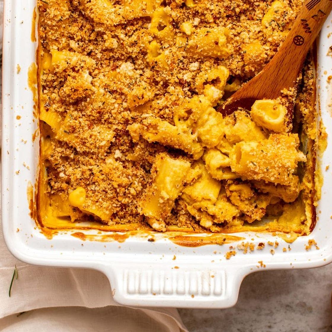 Baked Vegan Pumpkin Mac & Cheese