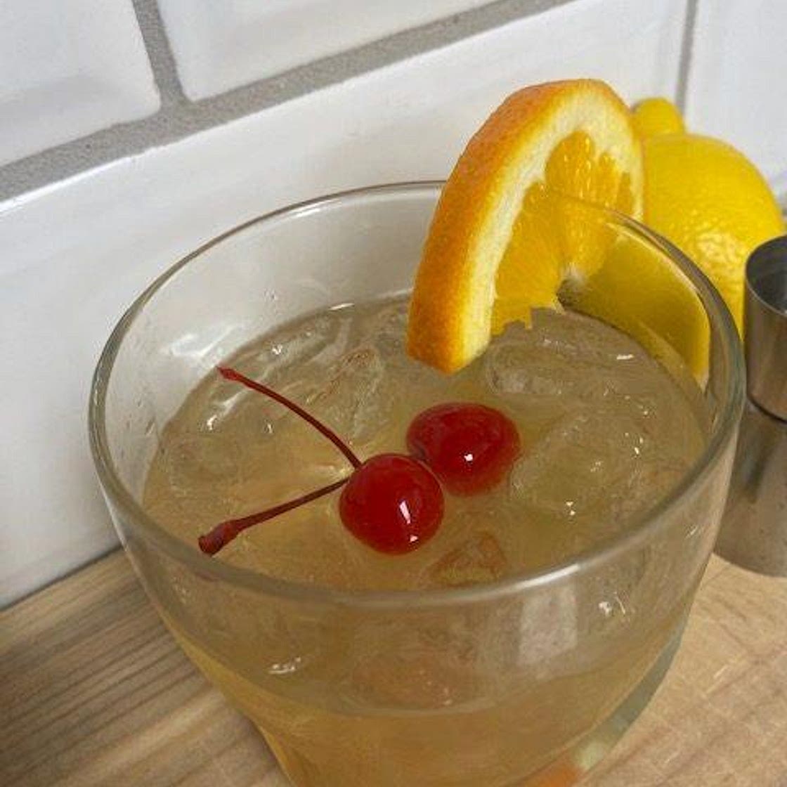 How to Make a Whiskey Sour