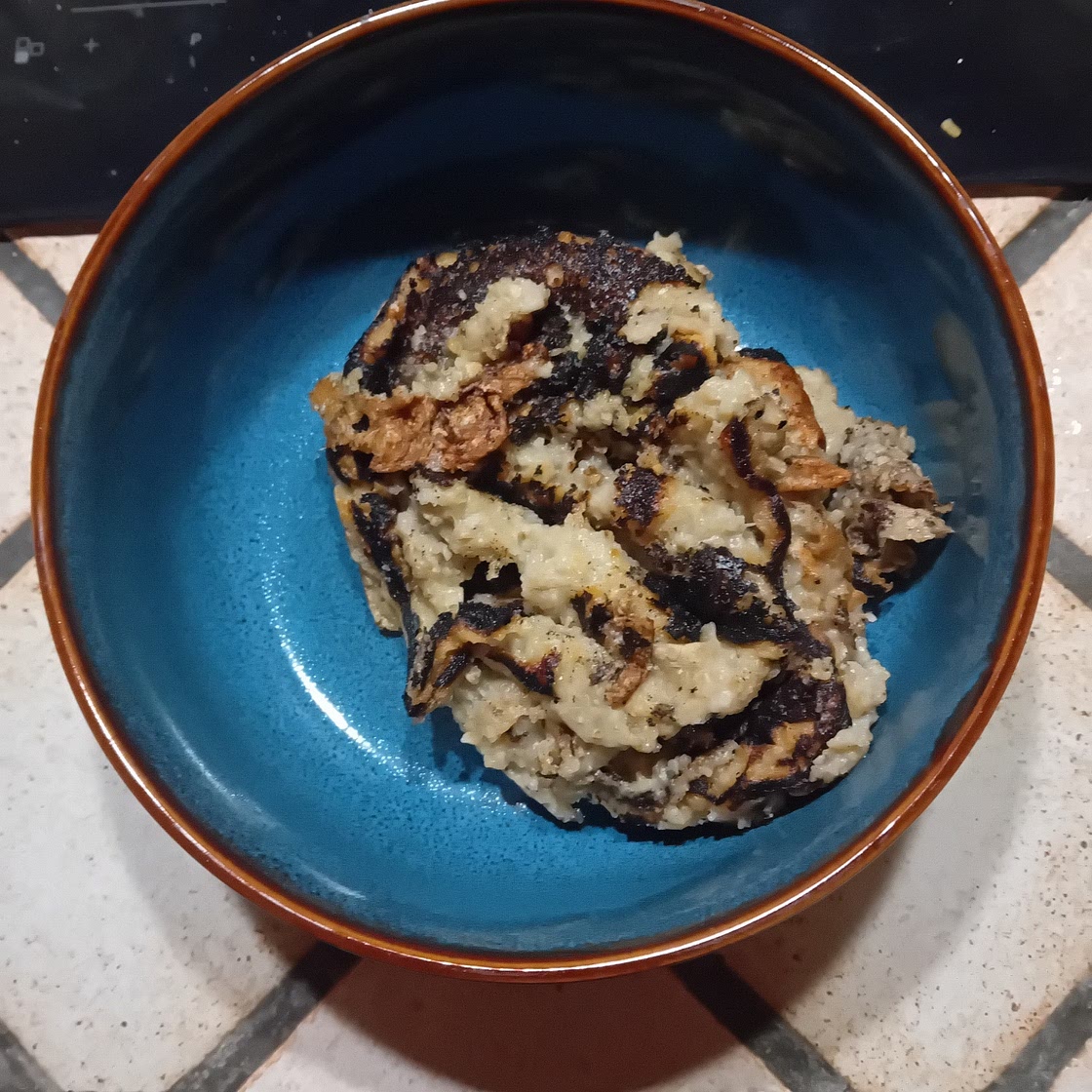 Oatmeal Chocolate Chip Banana Pancakes {healthy, vegan + gluten-free}