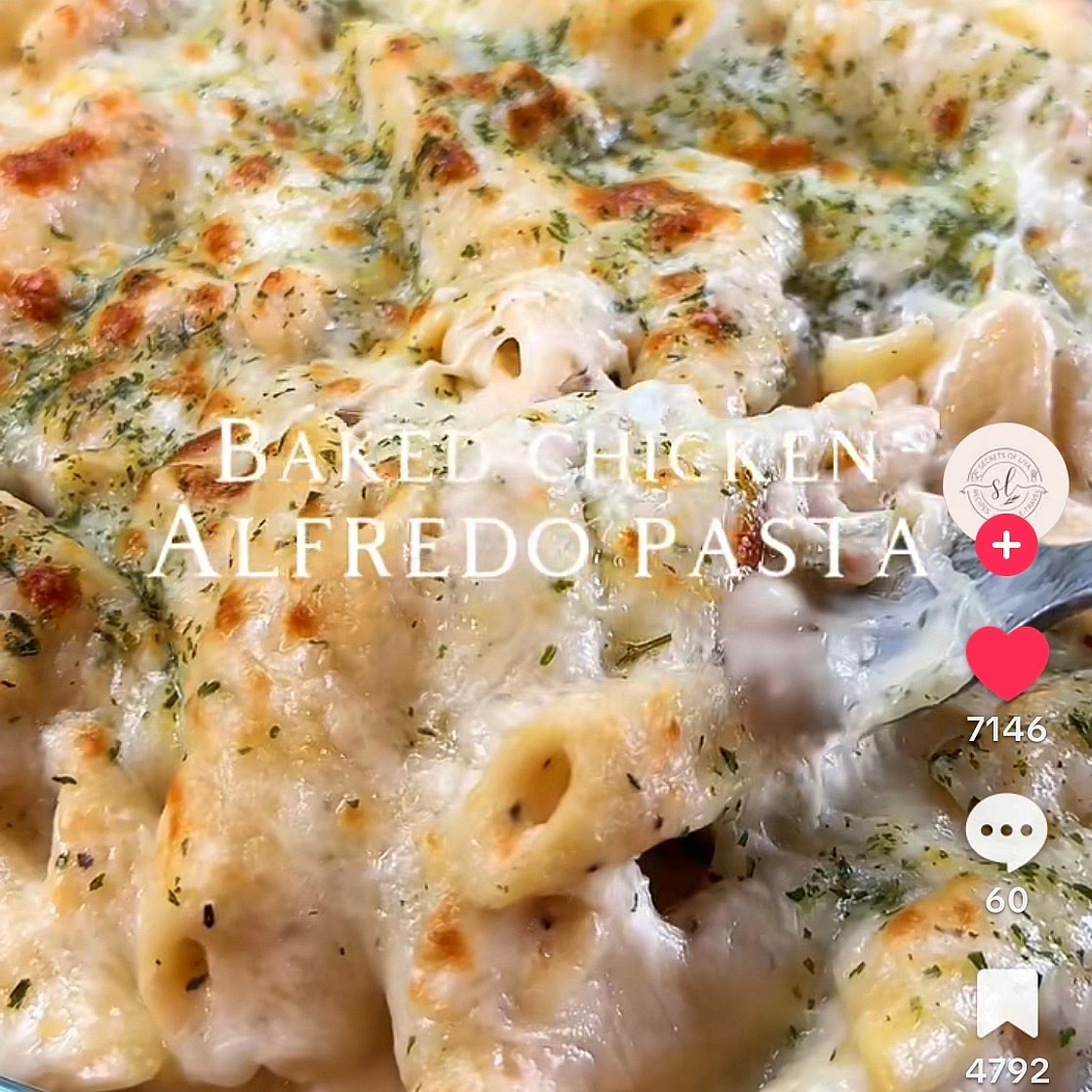 Baked chicken alfredo