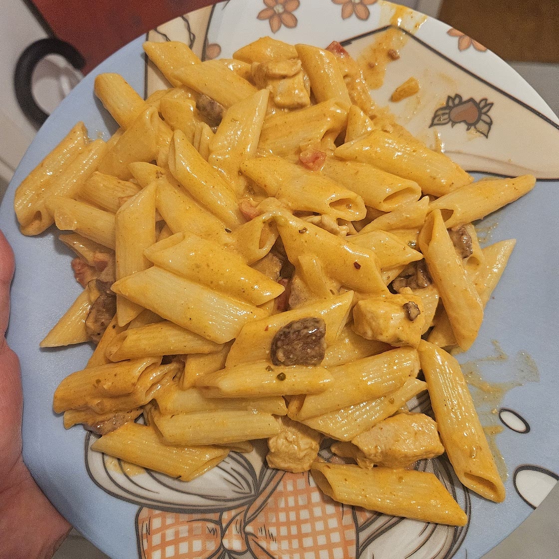 creamy chicken and chorizo pasta