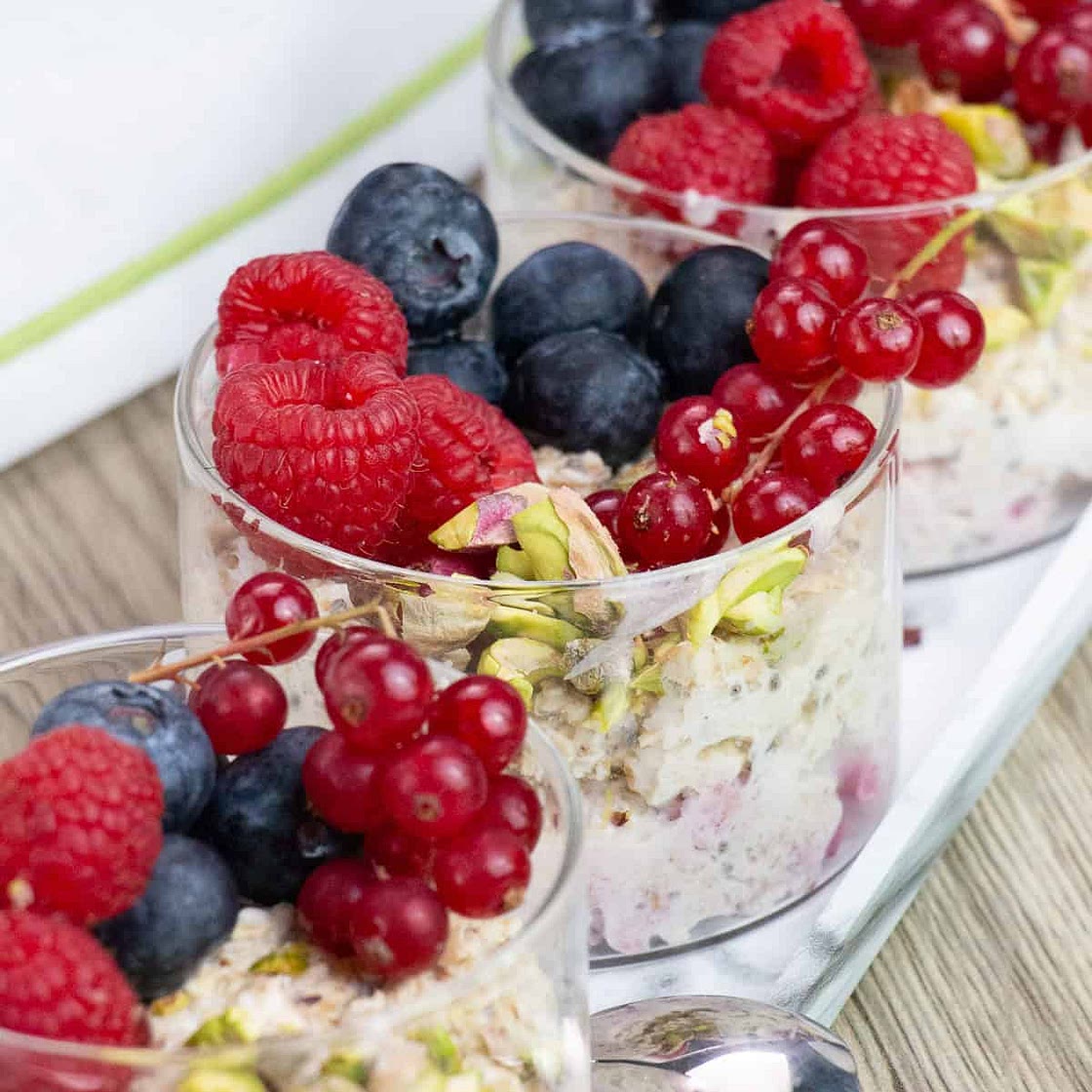 Overnight Oats with Berries