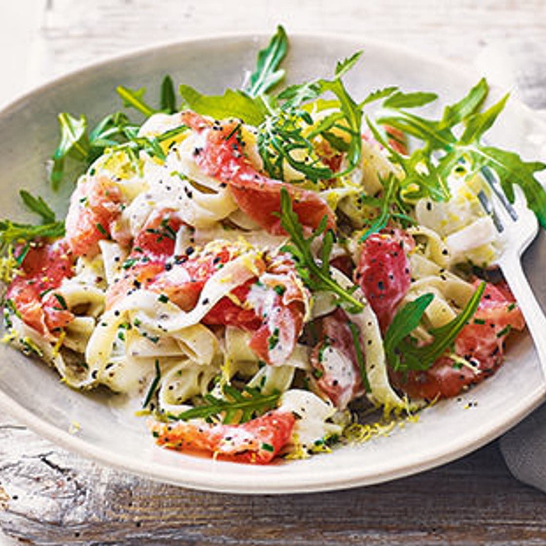 Creamy smoked salmon and lemon pasta