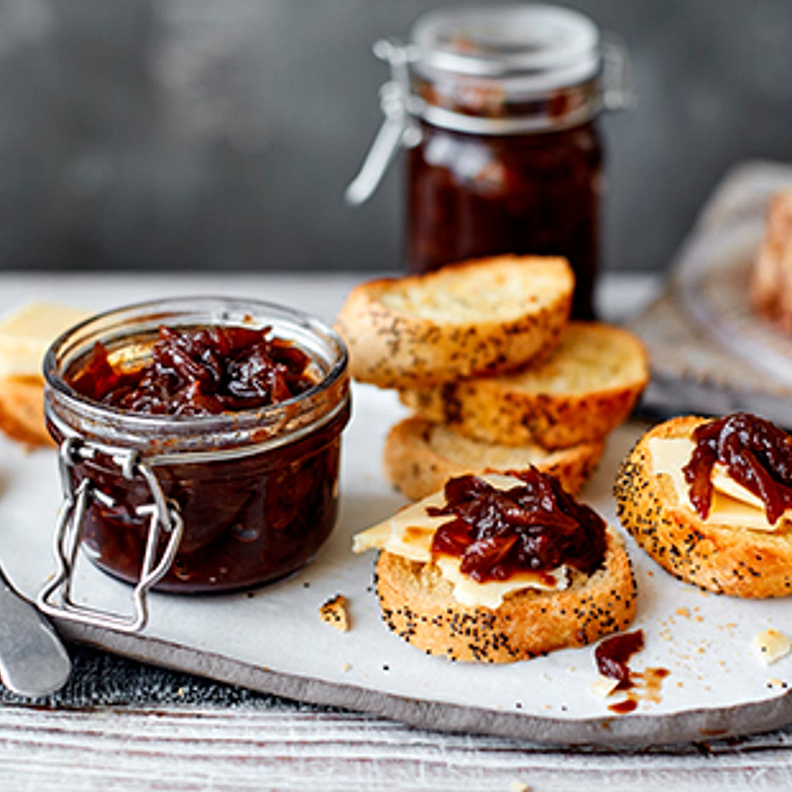 Caramelised onion chutney