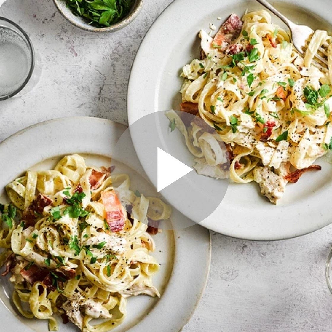 Chicken, bacon and leek pasta