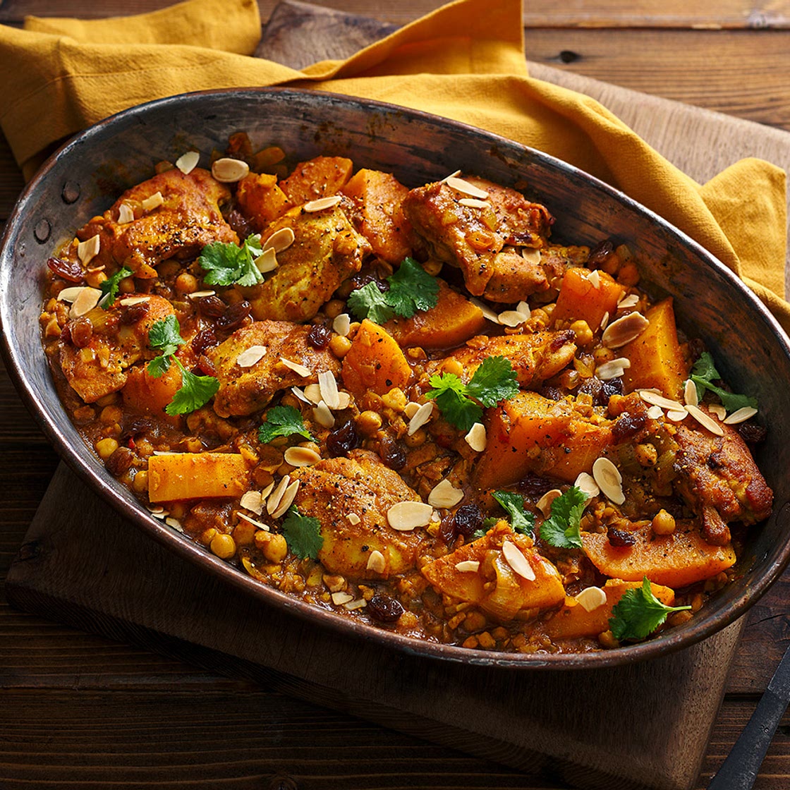 Slow-cooked chicken korma