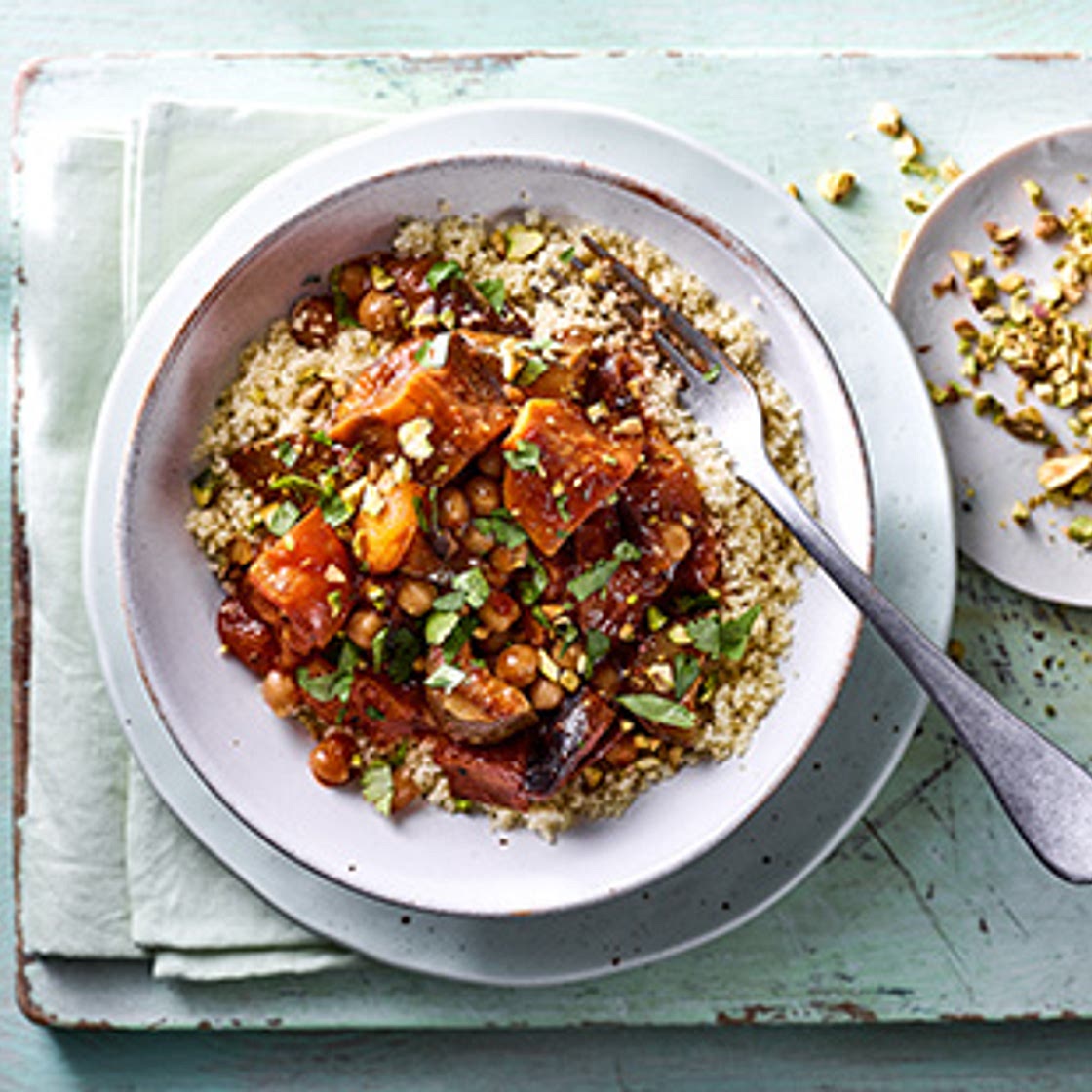 Slow-cooker vegetable tagine