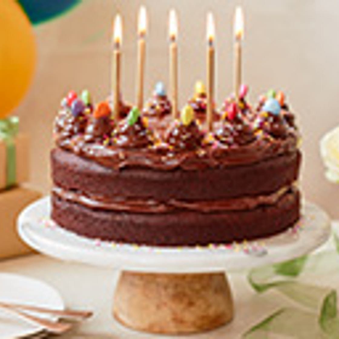 How to bake a 1-hour chocolate birthday cake