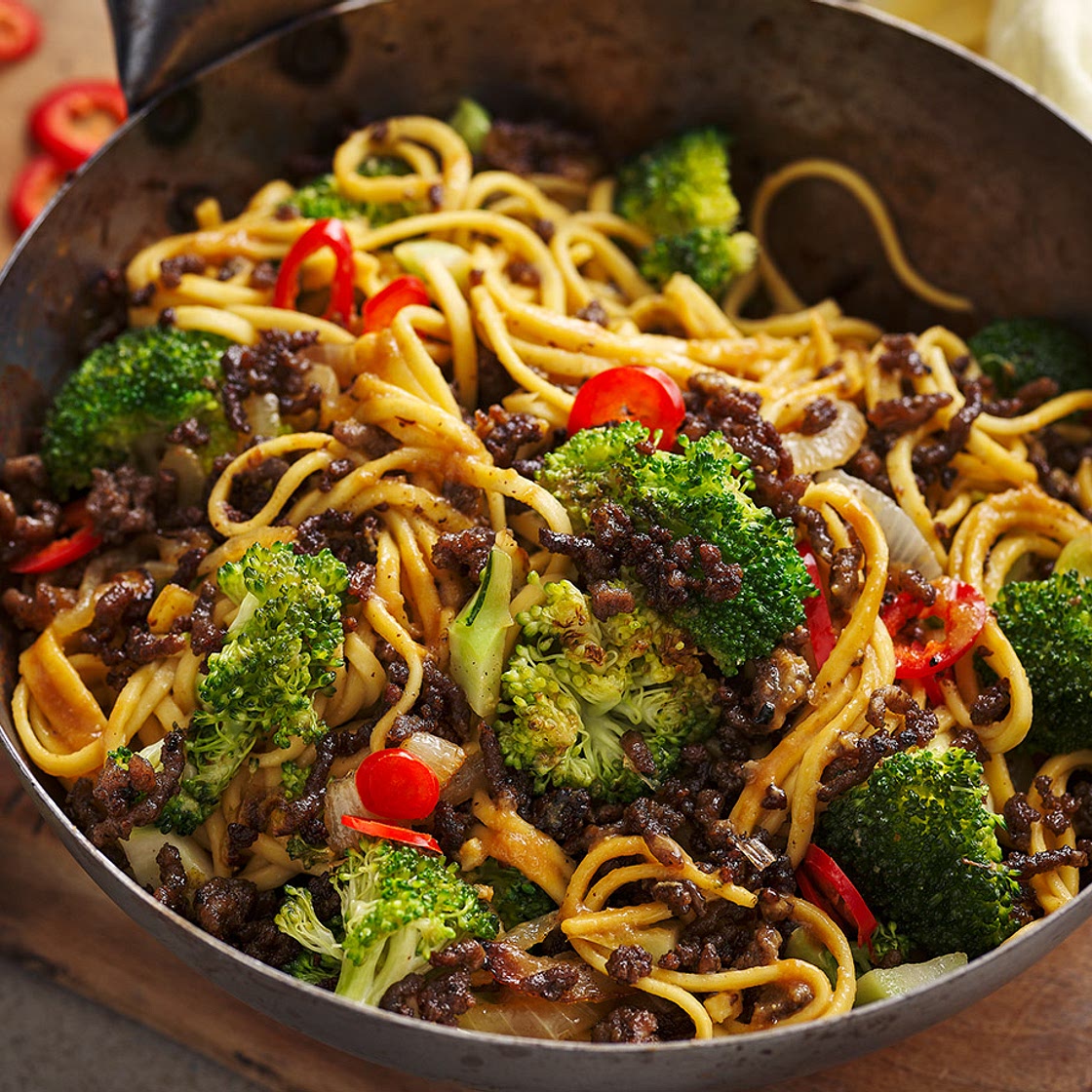 Crispy beef and broccoli stir-fry