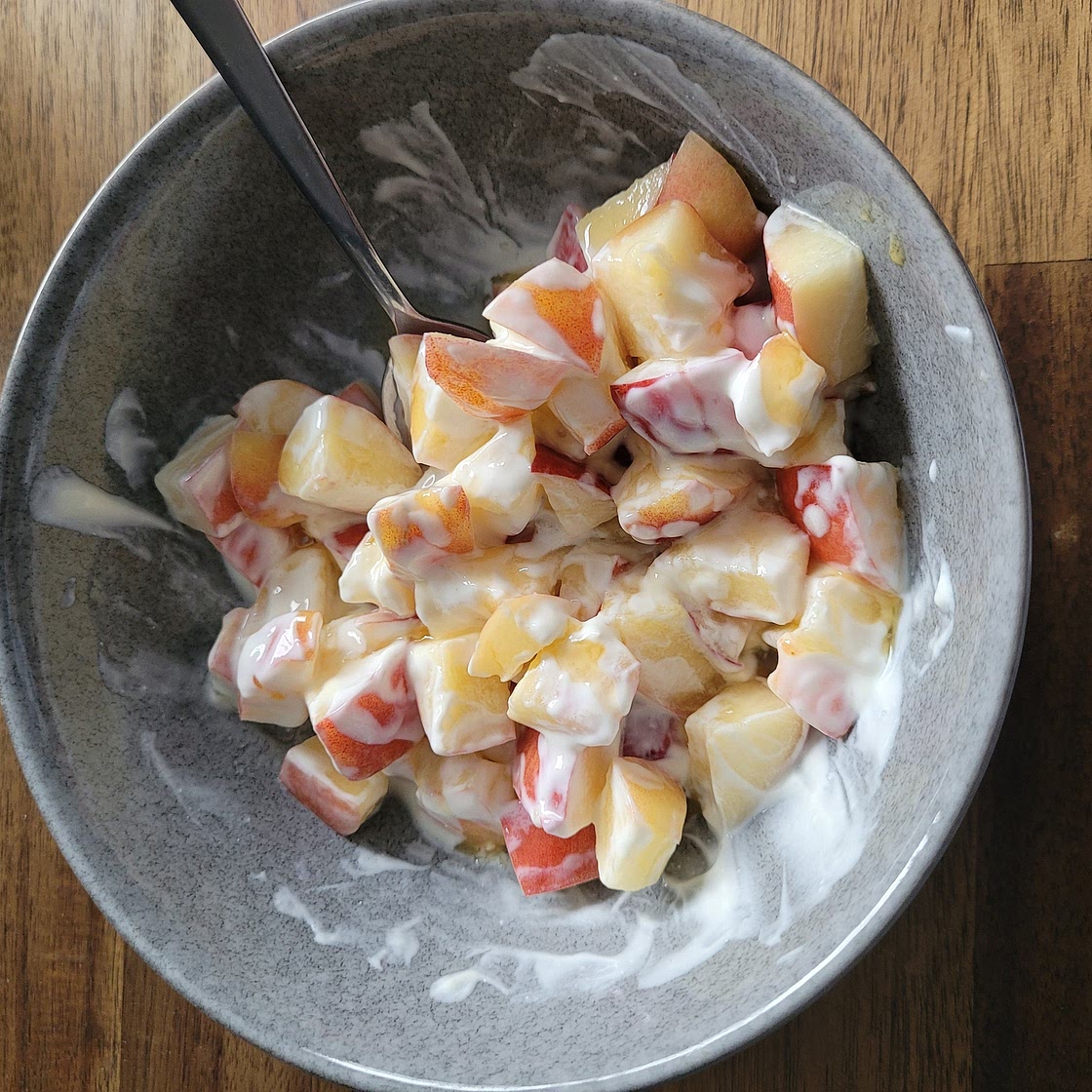 Nectarine & Greek Yogurt Bowl