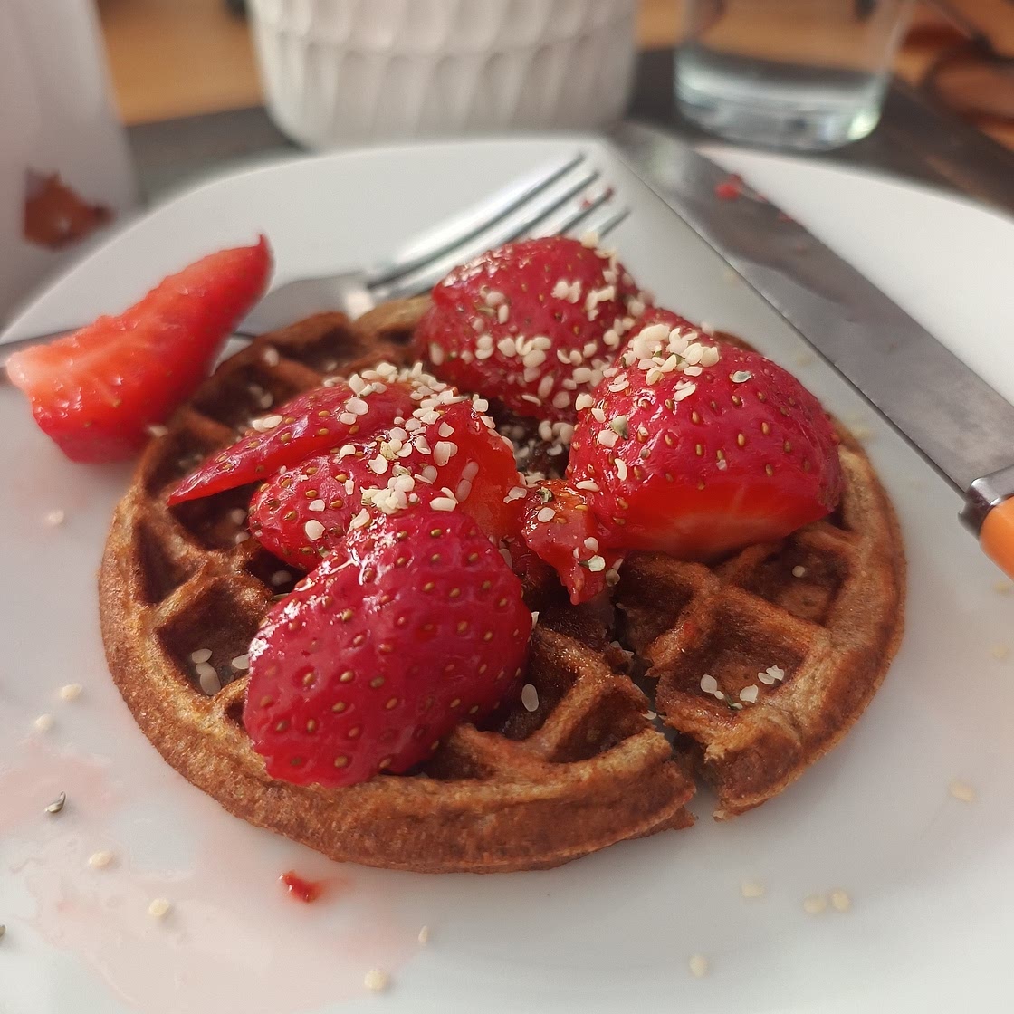 Easy healthy banana oat waffles