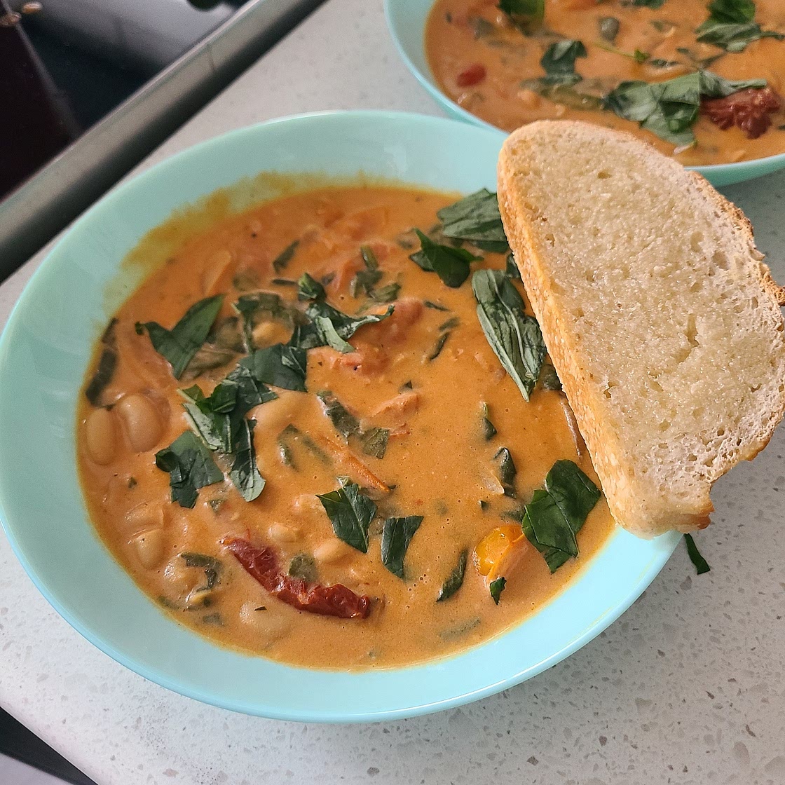 Creamy Tomato White Bean Stew