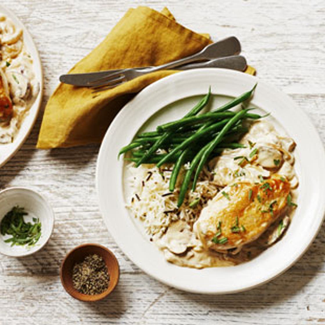 Chicken in creamy mushroom sauce