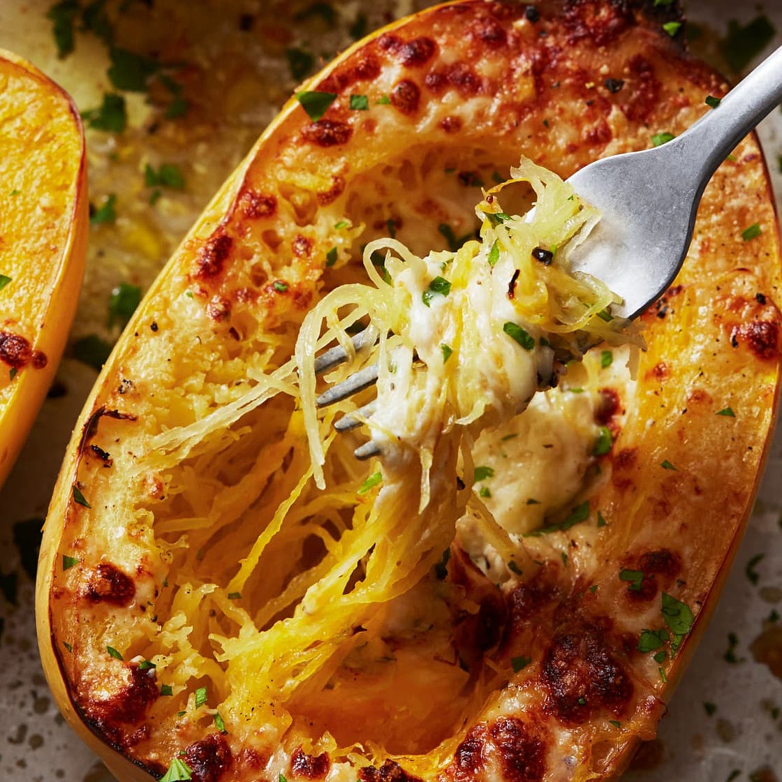 Cheesy Garlic Parmesan Spaghetti Squash
