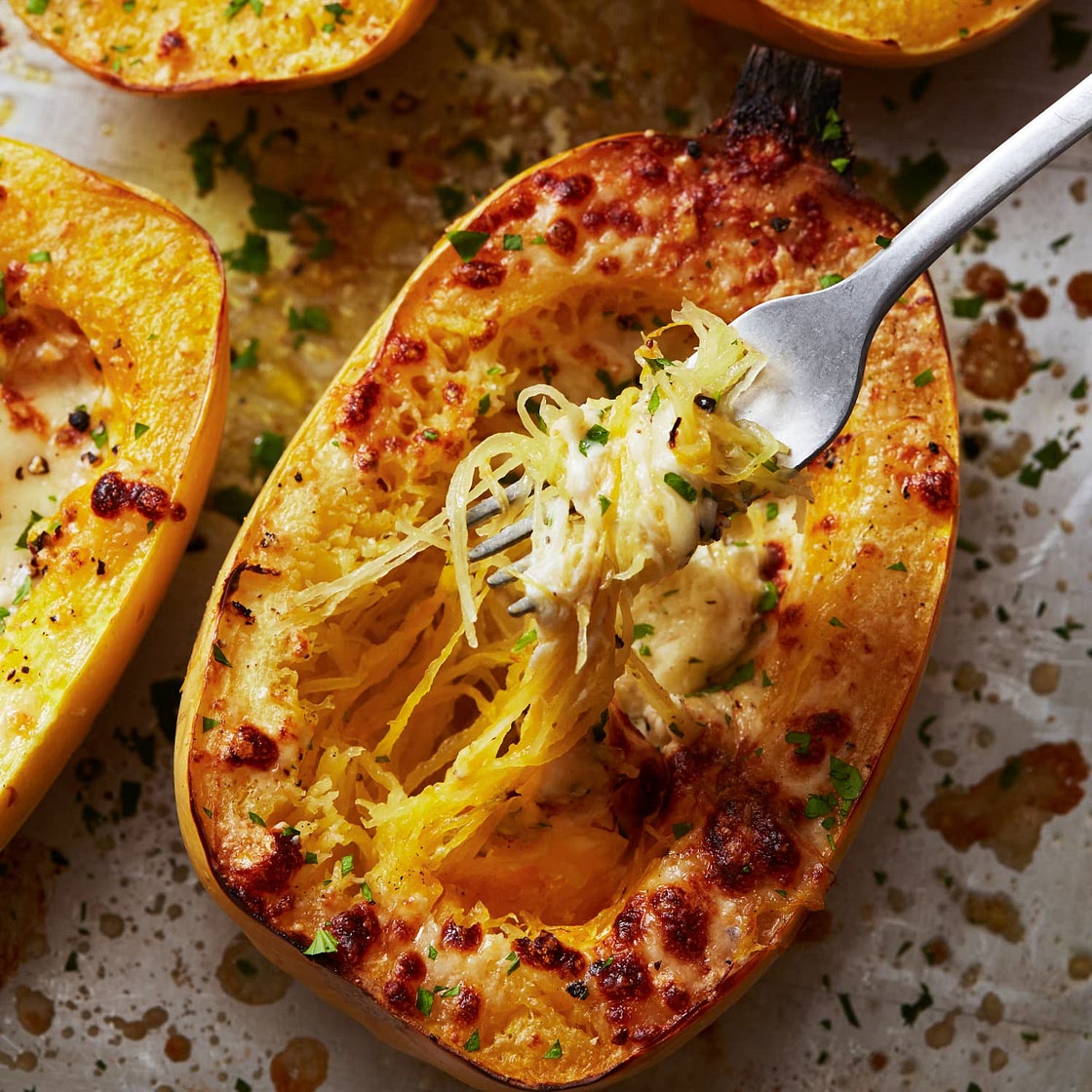 Cheesy Garlic Parmesan Spaghetti Squash