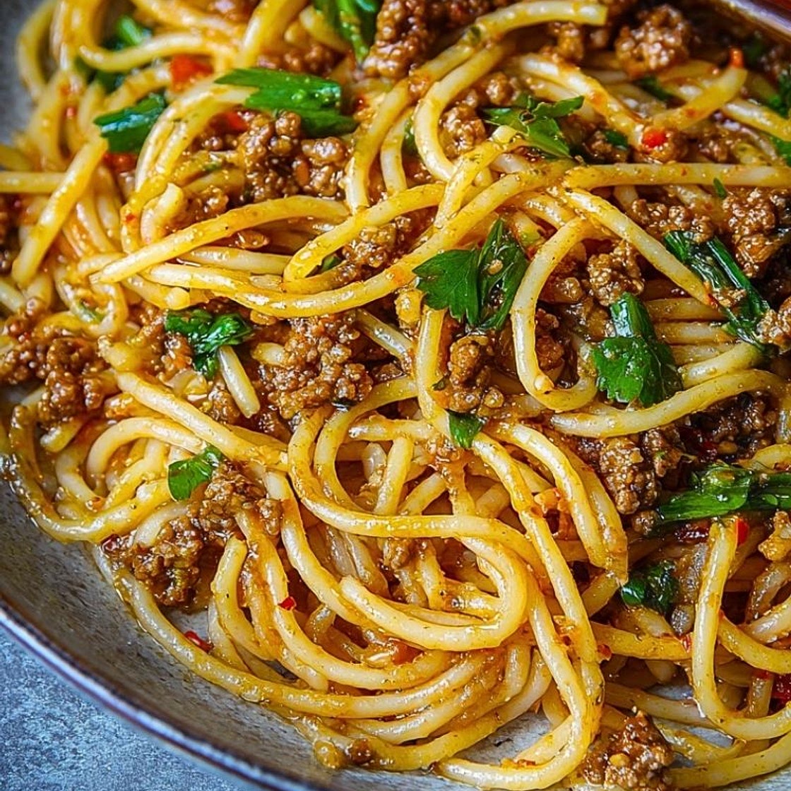 Asian-Style Ground Beef Spaghetti