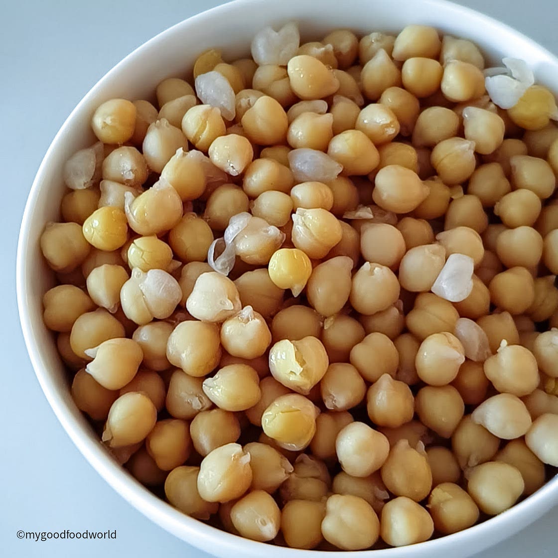 How to Cook Garbanzo Beans from Scratch (3 Easy Methods)