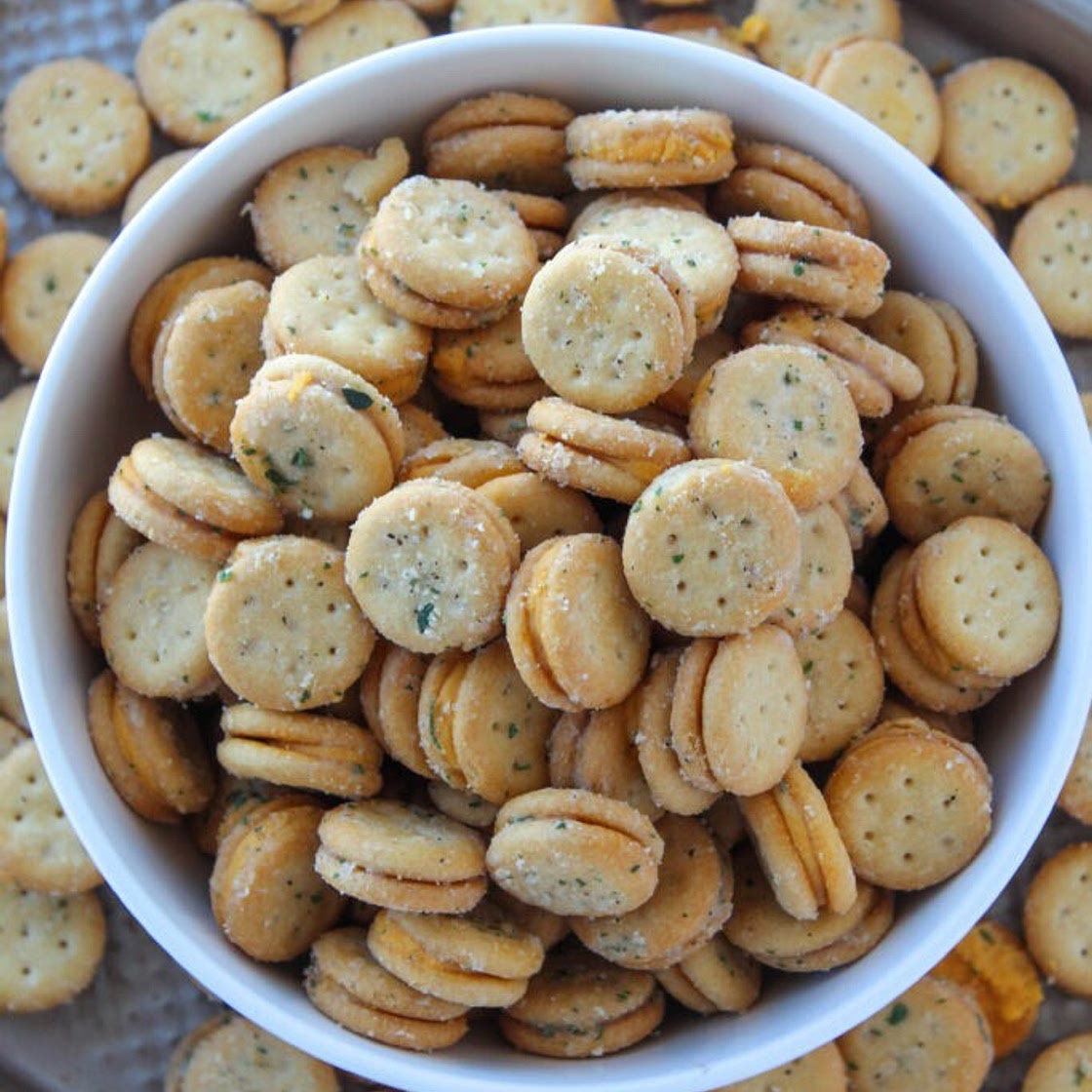 Cheesy Ranch Crackers