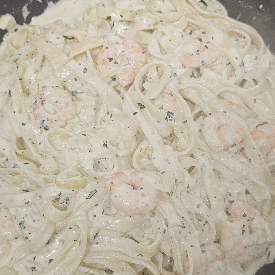 Garlic butter prawn Pasta