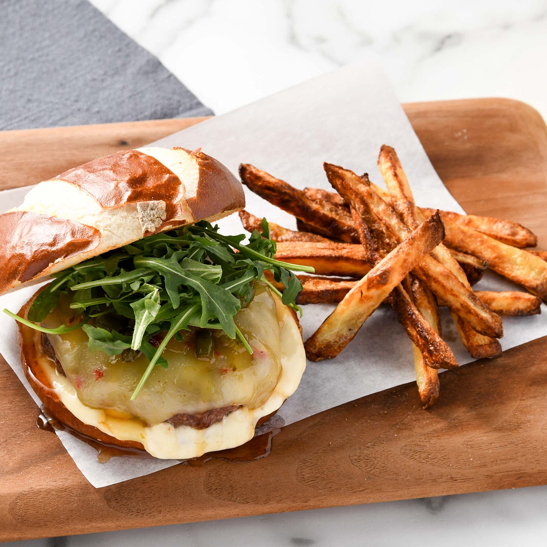 Pepper-Jack Burger with Jalapeño Jam and oven fries
